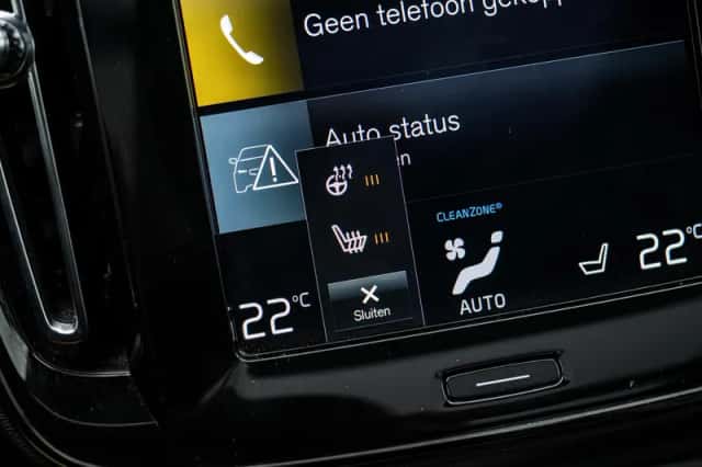 Volvo XC40 (2023) thumbnail 24