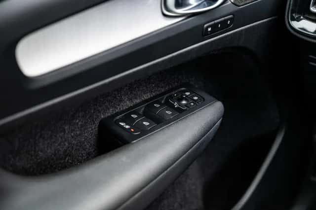 Volvo XC40 (2023) thumbnail 26