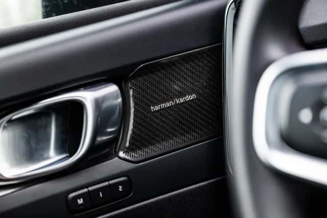 Volvo XC40 (2023) thumbnail 30