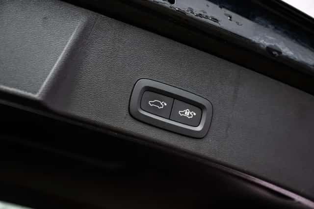 Volvo XC40 (2023) thumbnail 34