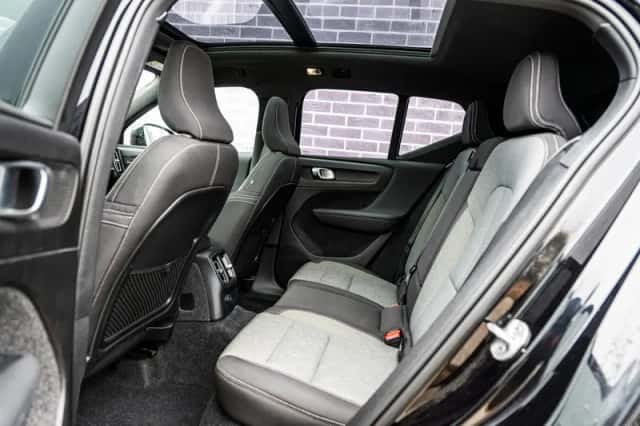 Volvo XC40 (2023) thumbnail 10