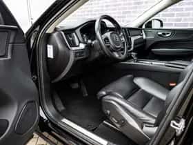 Volvo XC60 thumbnail 18