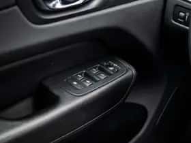Volvo XC60 thumbnail 26