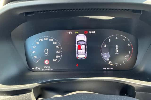 Volvo XC40 (2021) thumbnail 14