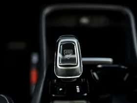 Volvo XC40 thumbnail 18