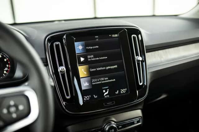 Volvo XC40 (2021) thumbnail 21