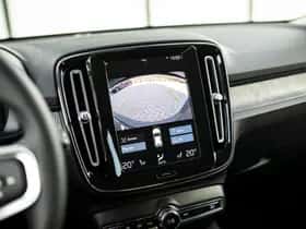 Volvo XC40 thumbnail 23