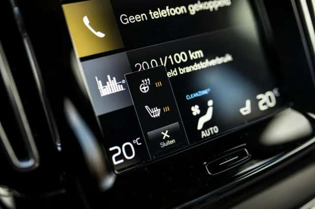 Volvo XC40 (2021) thumbnail 24