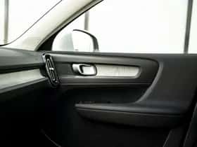 Volvo XC40 thumbnail 30