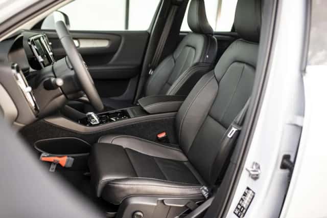 Volvo XC40 (2021) thumbnail 7