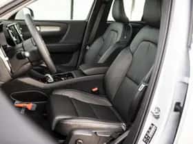 Volvo XC40 thumbnail 7