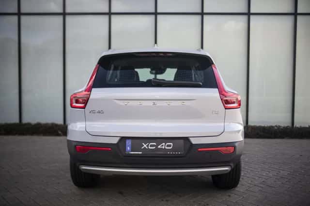 Volvo XC40 (2021) thumbnail 10