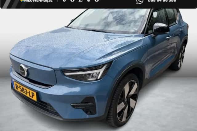 Volvo XC40 (2022) thumbnail 1