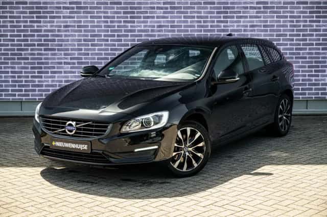 Volvo V60 (2018) thumbnail 15