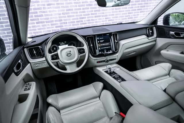 Volvo XC60 (2019) thumbnail 12