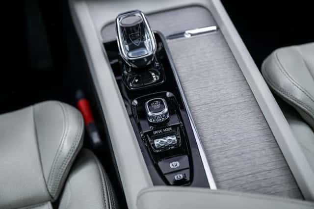 Volvo XC60 (2019) thumbnail 14