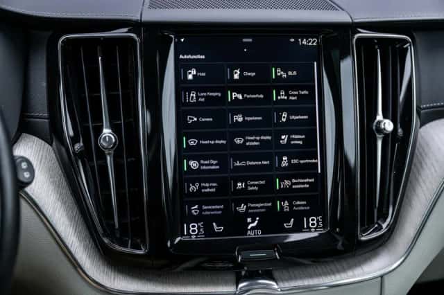 Volvo XC60 (2019) thumbnail 20