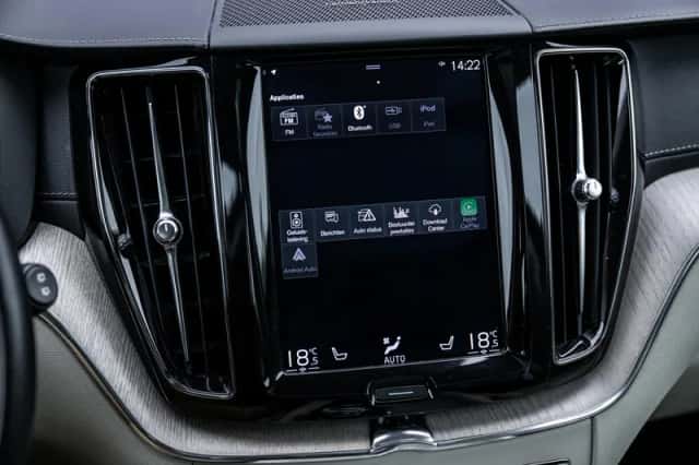 Volvo XC60 (2019) thumbnail 22