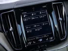 Volvo XC60 thumbnail 24