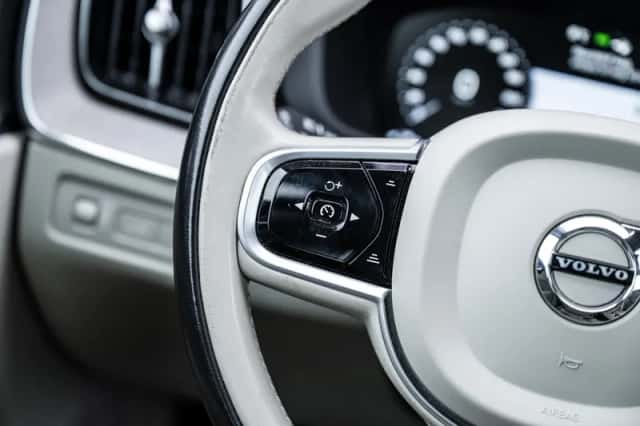 Volvo XC60 (2019) thumbnail 28