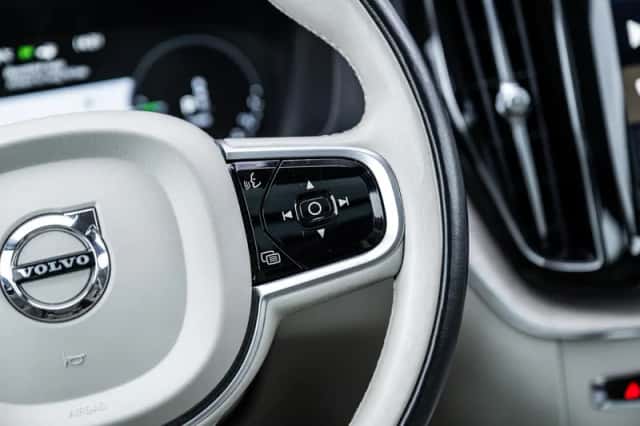 Volvo XC60 (2019) thumbnail 29