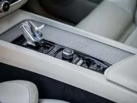 Volvo XC60 thumbnail 29