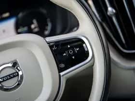 Volvo XC60 thumbnail 37