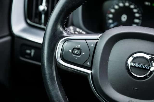 Volvo XC60 (2020) thumbnail 20