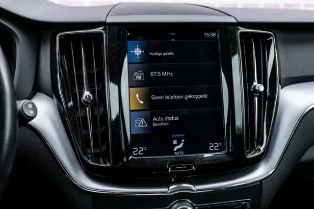 Volvo XC60 (2020) thumbnail 22