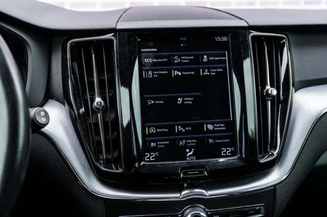 Volvo XC60 (2020) thumbnail 23