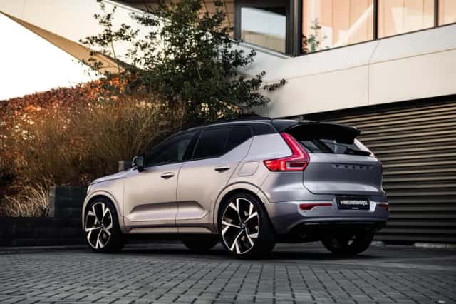Volvo EX40 (2025) thumbnail 18