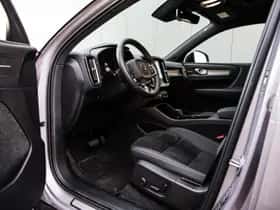 Volvo EX40 thumbnail 19