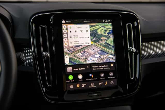 Volvo EX40 (2025) thumbnail 20