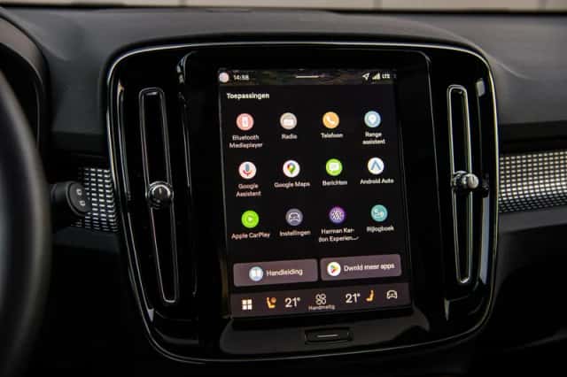 Volvo EX40 (2025) thumbnail 21