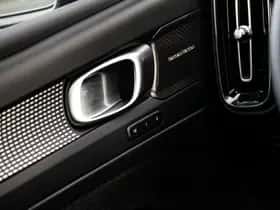 Volvo EX40 thumbnail 35