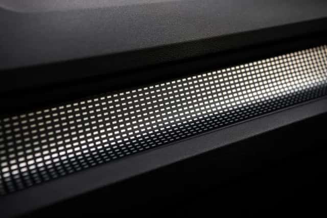 Volvo EX40 (2025) thumbnail 36