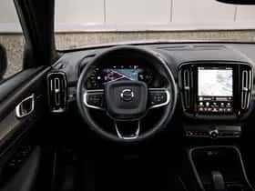 Volvo EX40 thumbnail 5