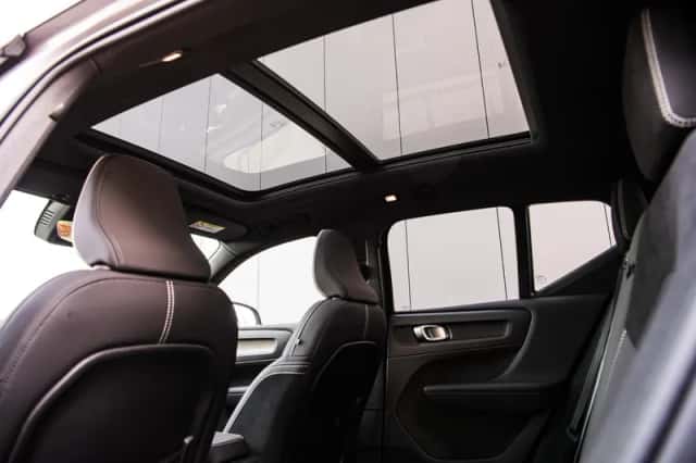 Volvo EX40 (2025) thumbnail 44