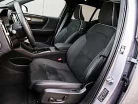 Volvo EX40 thumbnail 8