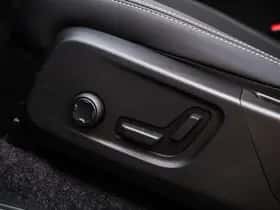 Volvo EX40 thumbnail 9