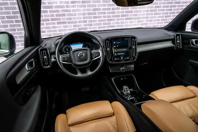 Volvo XC40 (2022) thumbnail 11