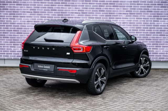 Volvo XC40 (2022) thumbnail 16
