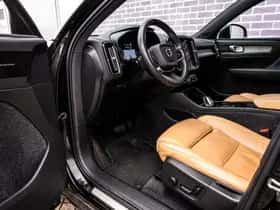 Volvo XC40 (2022) thumbnail 17