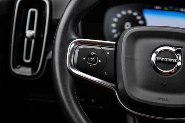 Volvo XC40 (2022) thumbnail 24