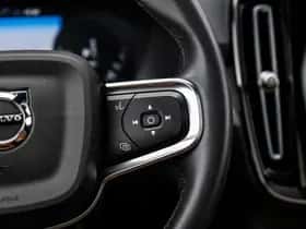 Volvo XC40 (2022) thumbnail 25