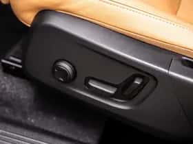 Volvo XC40 (2022) thumbnail 7