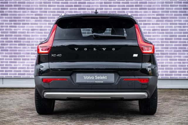 Volvo XC40 (2022) thumbnail 10