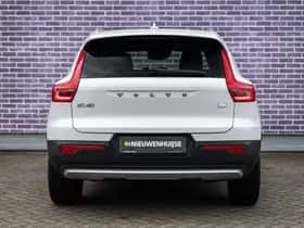 Volvo XC40 thumbnail 11