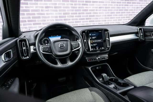 Volvo XC40 (2021) thumbnail 12