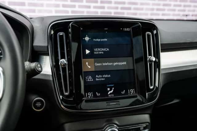 Volvo XC40 (2021) thumbnail 19